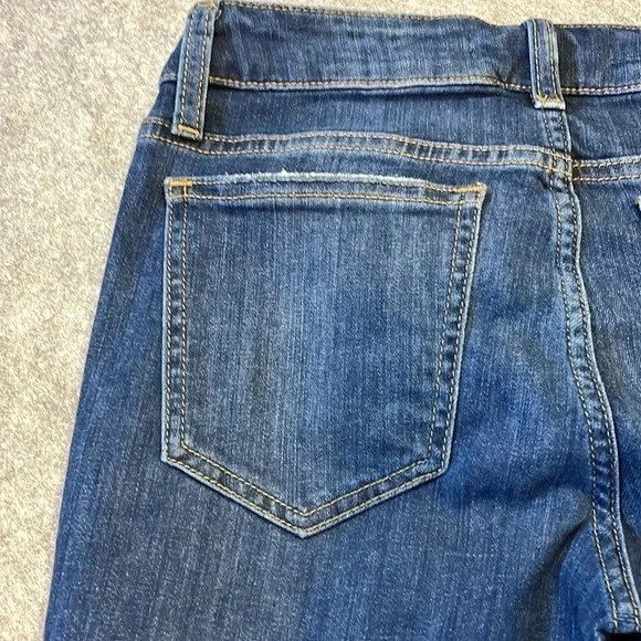 Joe's Jeans, The Icon Mid Rise Skinny. Size 26. - Picture 6 of 13